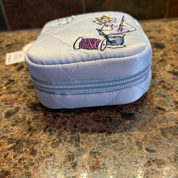 New Vera Bradley x Disney Mini Jewelry Case Cinderella Paisley Limited Edition - Picture 2 of 10